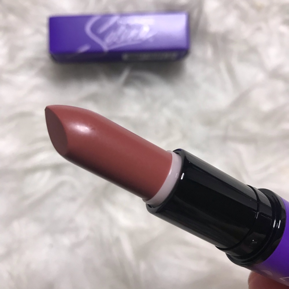 [SOLD] MAC Selena Amor Prohibido Lipstick - Picture 5 of 5